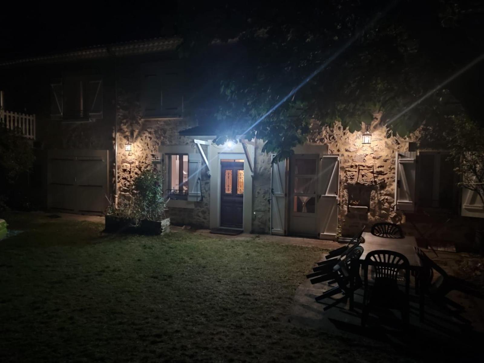 Maison De Caractere Le Rouchassier Saint-Laurent-du-Cros Eksteriør bilde